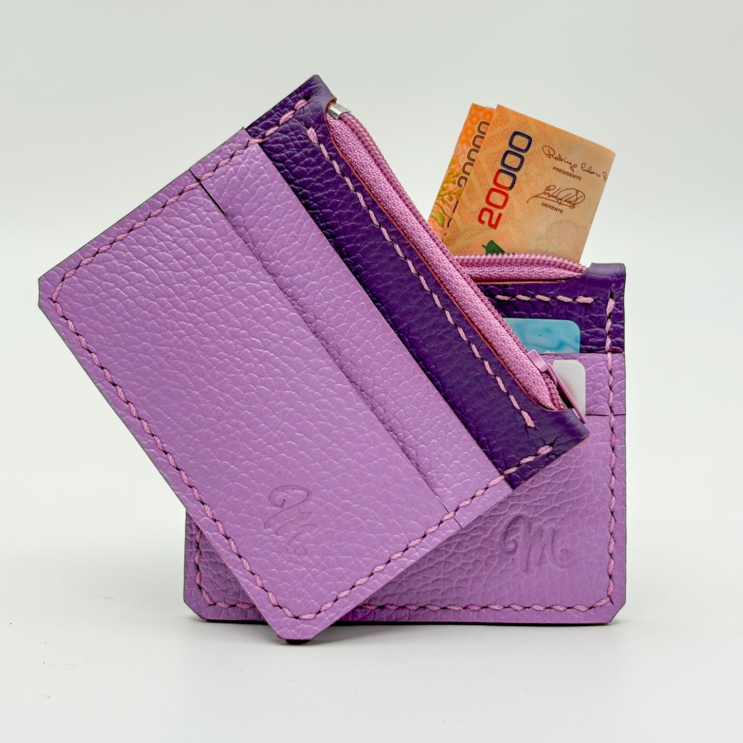 Tarjetero lila y morado