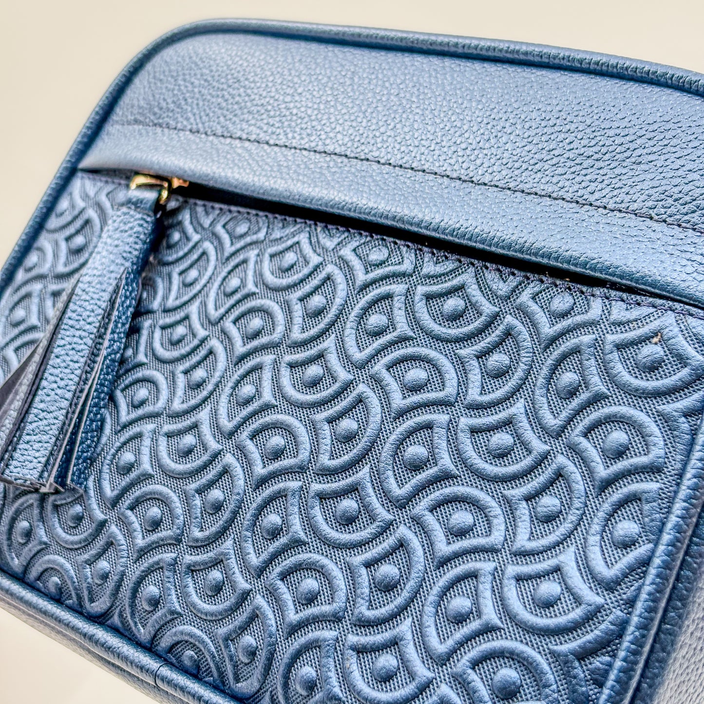 Crossbodies Metalizados