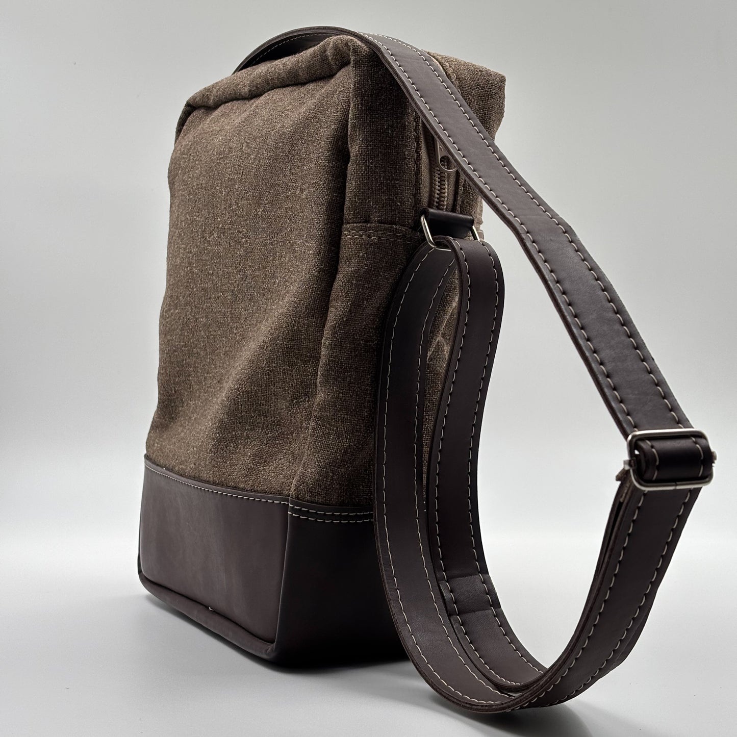 Bolso mensajero café